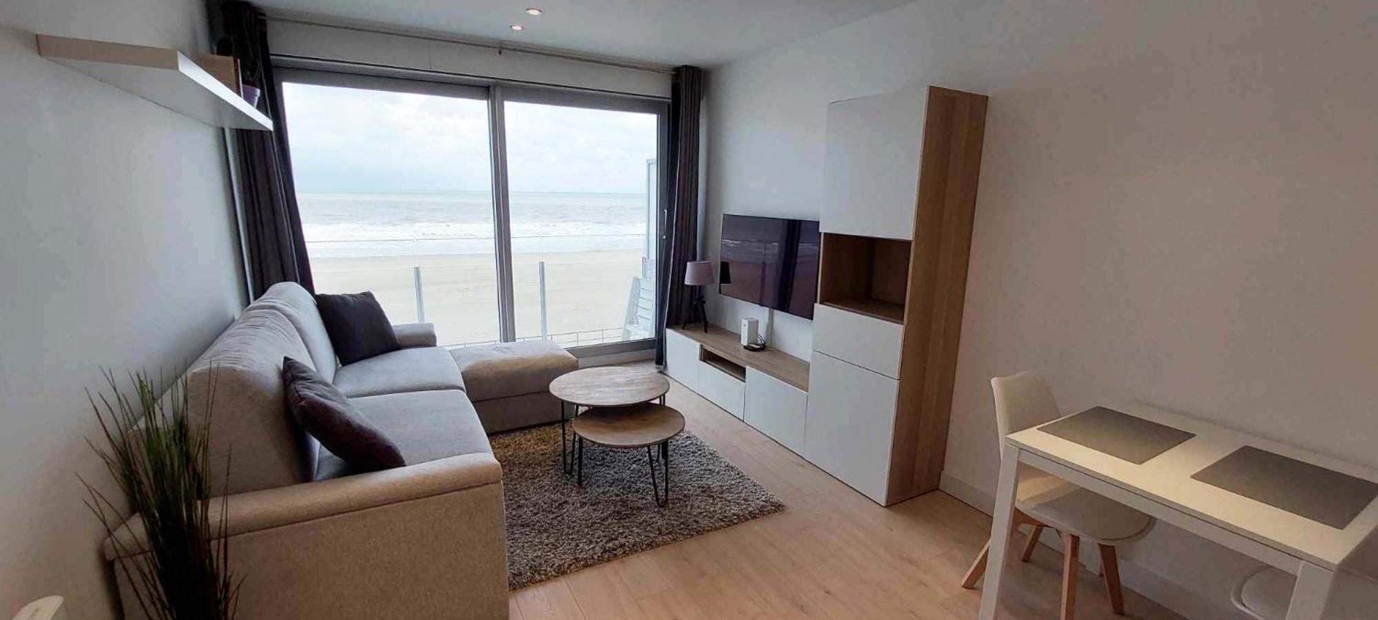 Studio Met Frontaal Zeezicht Middelkerke Exterior photo